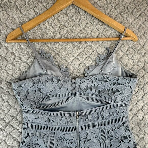Bardot Botanical Lace Overlay knee‎ dress Size 8 100% Polyester Dusty Blue - Picture 9 of 13